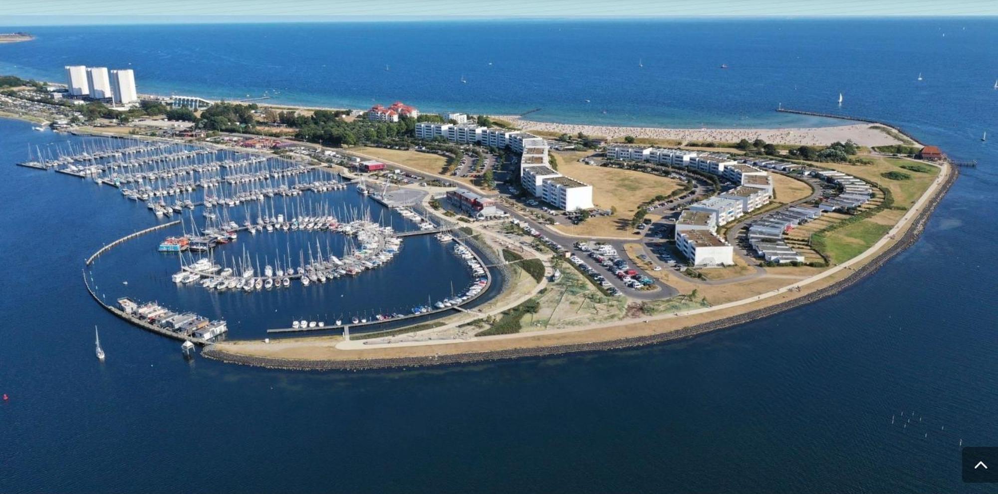 Hotel Hausboot Bali Fehmarn Exterior foto