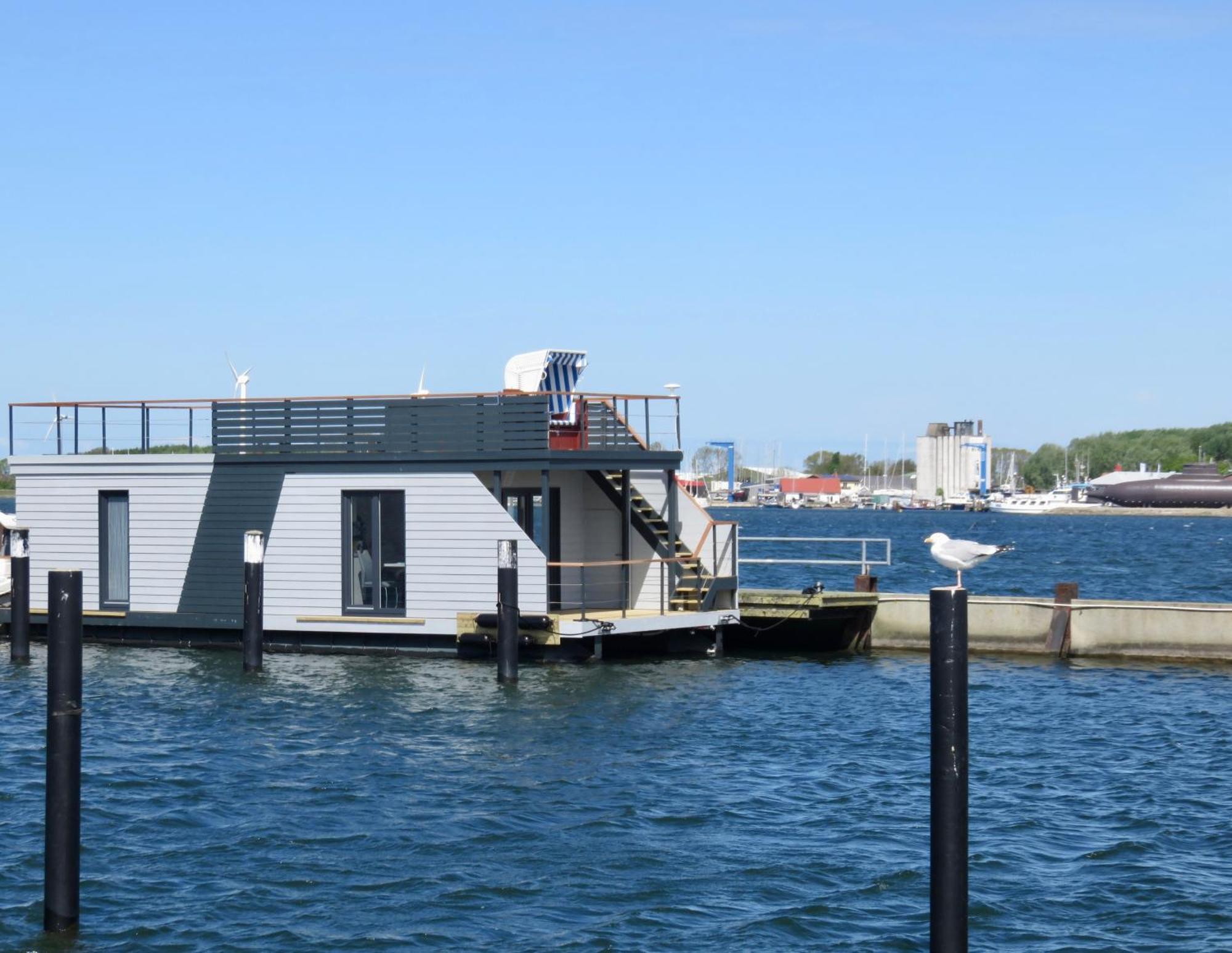 Hotel Hausboot Bali Fehmarn Exterior foto